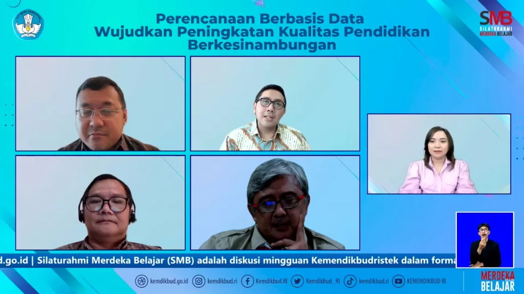 Webinar "Silaturahmi Merdeka Belajar" dengan tema "Perencanaan Berbasis Data Wujudkan Peningkatan Kualitas Pendidikan Berkesinambungan" dilaksanakan pada Kamis (14/9/2023). (Tangkap layar: Zoom webinar).